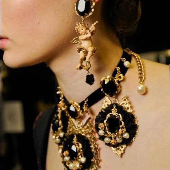 Gorgeous cherub earrings new! - Picture 4 of 4